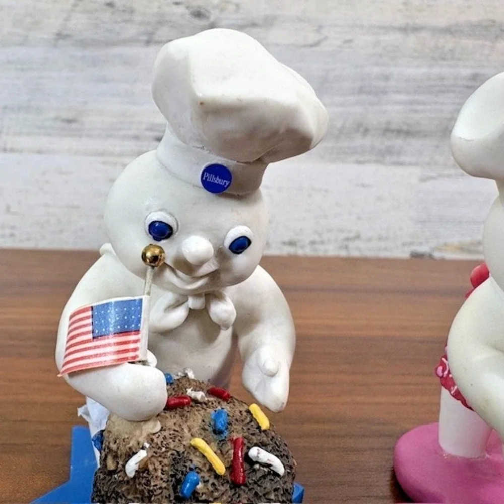 Danbury Mint Pillsbury Doughboy Perpetual Calendar Figurine  Lot of 2 1997